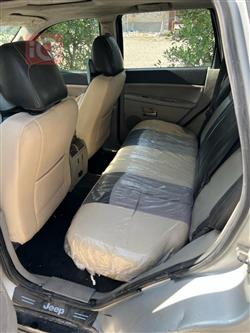 جیپ گراند شیرۆکی